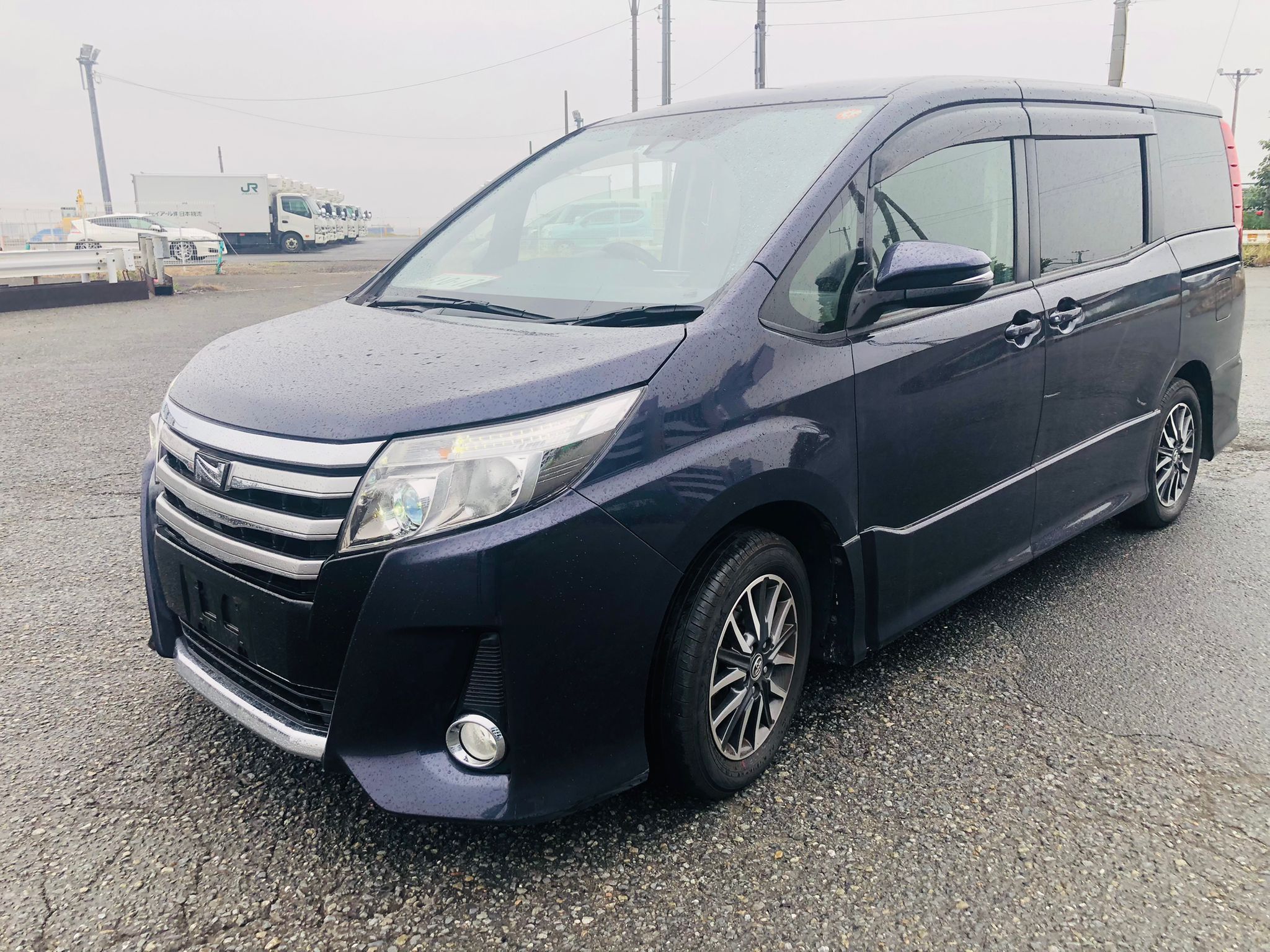 2016 TOYOTA NOAH SI